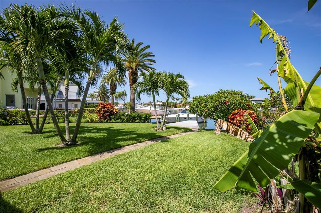Recently Sold: $1,050,000 (3 beds, 2 baths, 1414 Square Feet)
