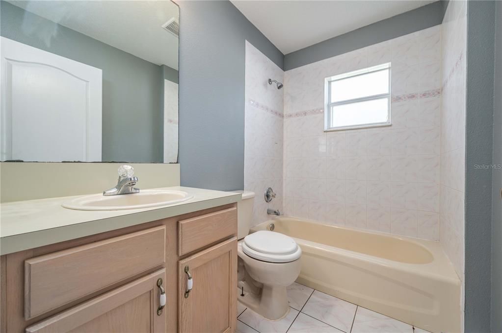 最近售出: $200,000 (3 贝兹, 2 浴室, 1266 平方英尺)