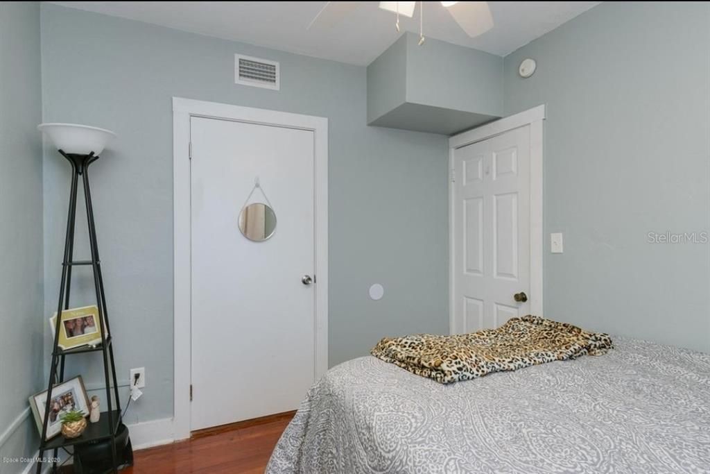 Недавно арендовано: $1,500 (2 спален, 1 ванн, 1000 Квадратных фут)