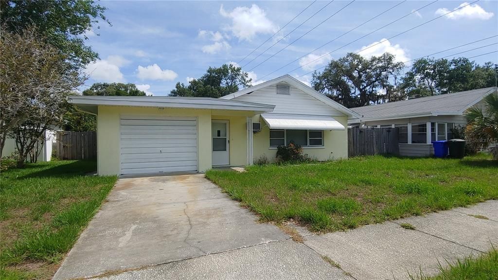 Recently Sold: $269,000 (2 beds, 1 baths, 1134 Square Feet)