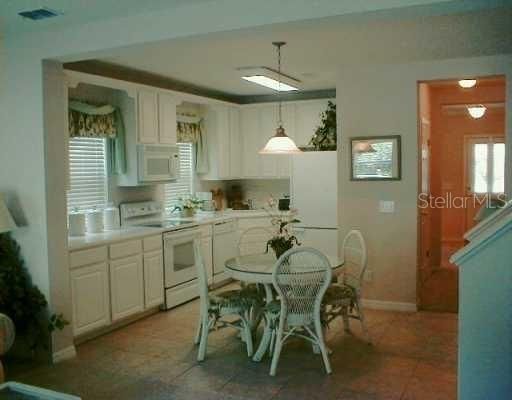 Recently Rented: $2,350 (2 beds, 2 baths, 1440 Square Feet)