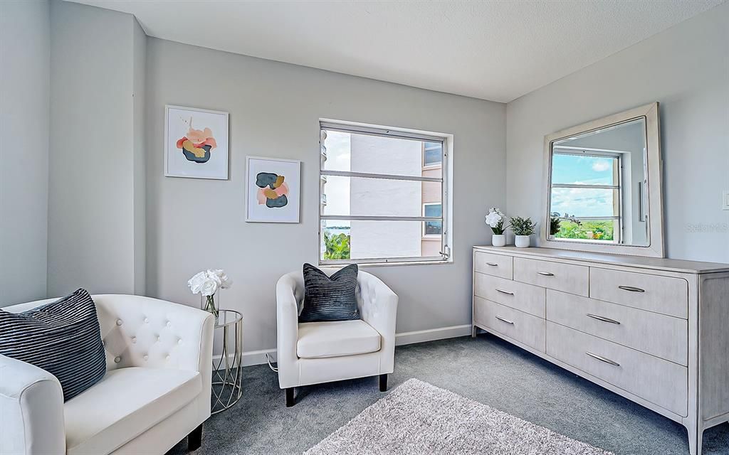 Recently Sold: $595,000 (2 beds, 2 baths, 1705 Square Feet)