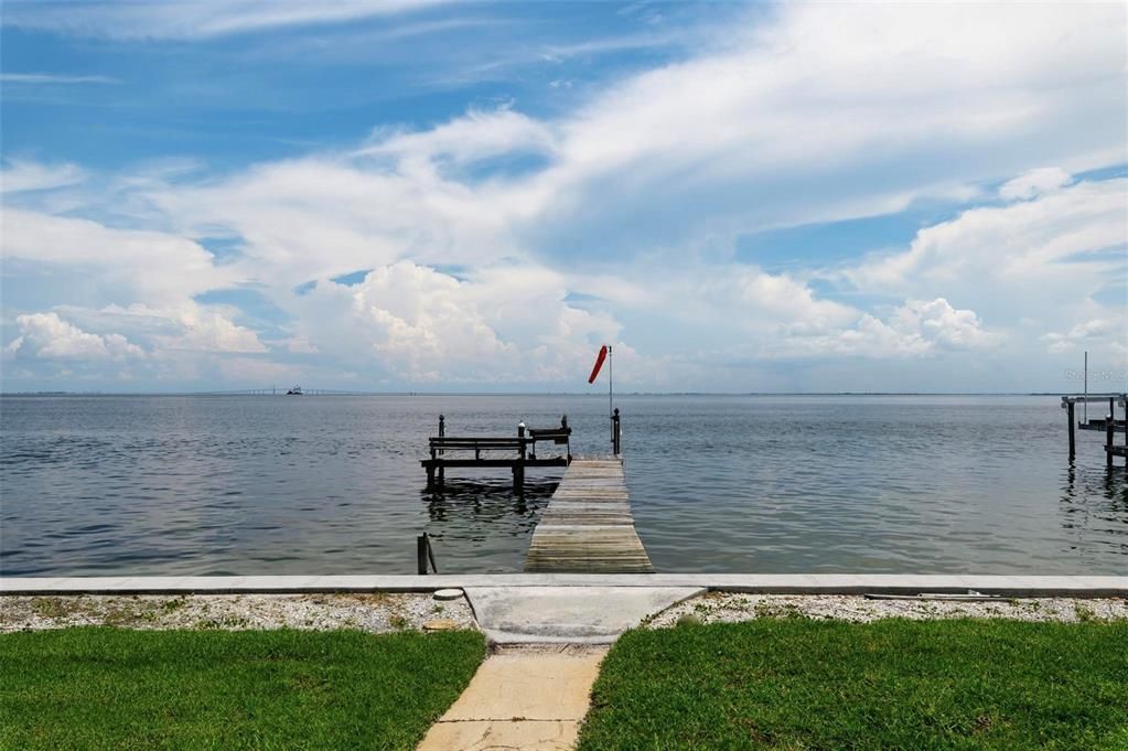 Recently Sold: $2,995,000 (3 beds, 2 baths, 2055 Square Feet)