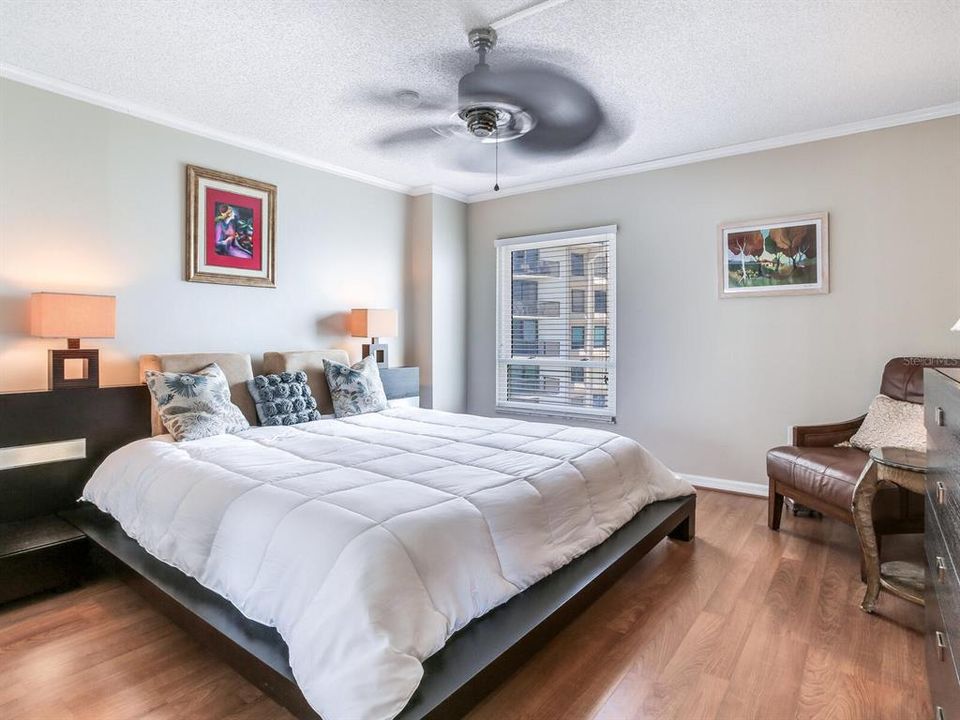 Recently Sold: $675,000 (2 beds, 2 baths, 1264 Square Feet)