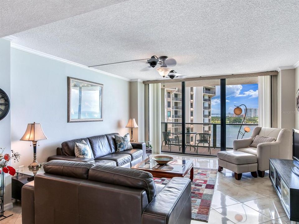 Recently Sold: $675,000 (2 beds, 2 baths, 1264 Square Feet)