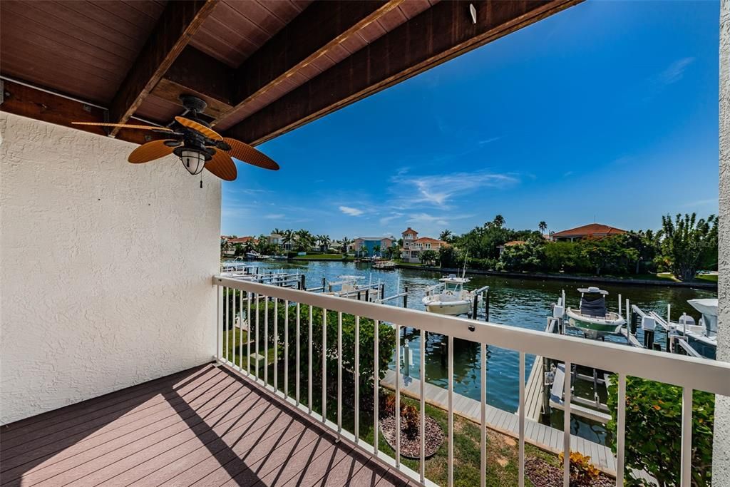 Recently Sold: $698,000 (3 beds, 3 baths, 1585 Square Feet)