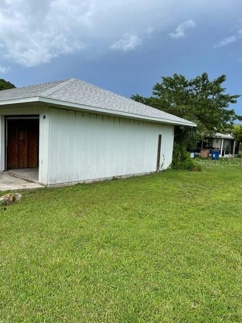 Recently Sold: $99,990 (3 beds, 2 baths, 1200 Square Feet)