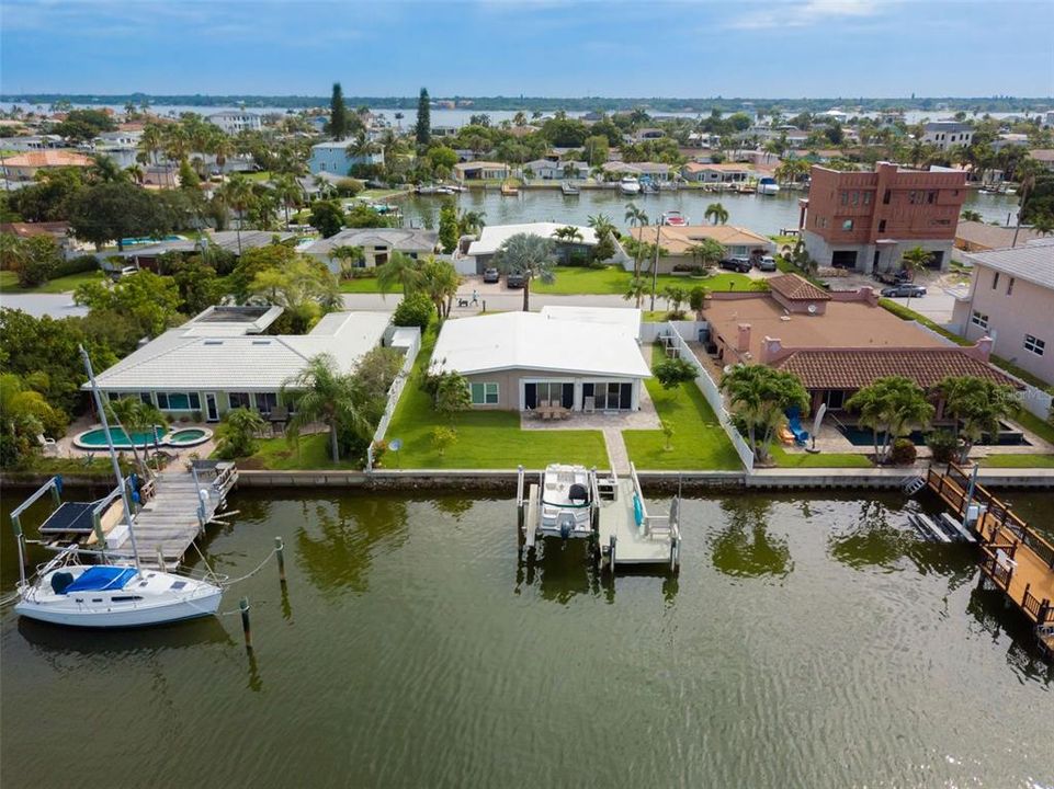 Recently Sold: $1,065,000 (3 beds, 2 baths, 1788 Square Feet)