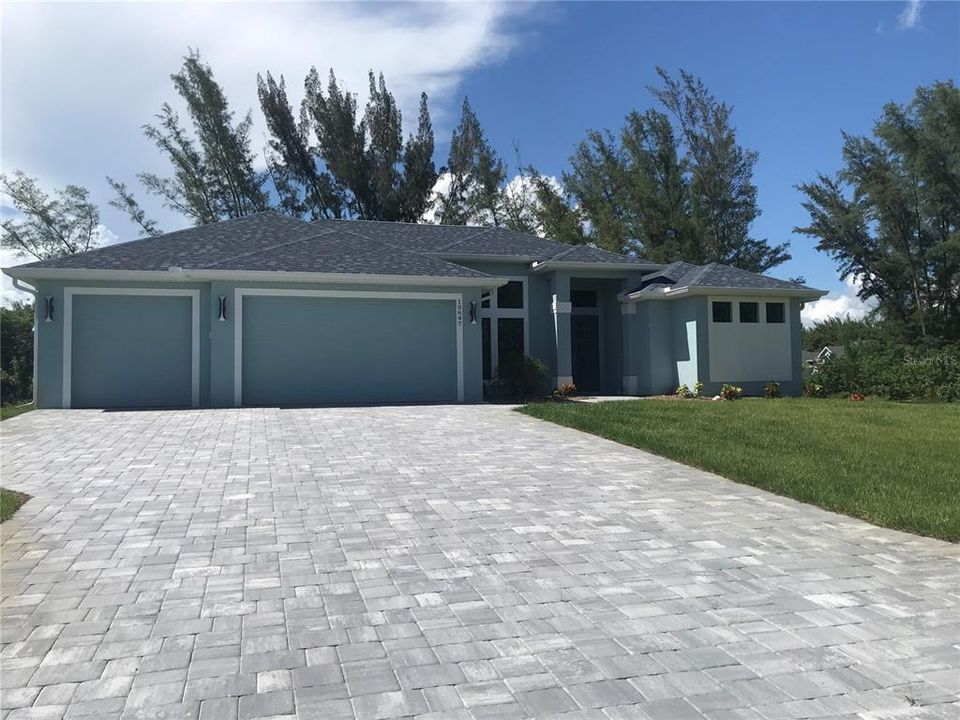 Recently Sold: $489,840 (3 beds, 3 baths, 2387 Square Feet)