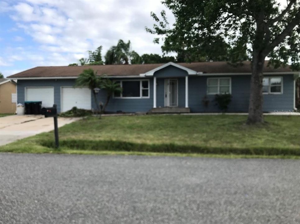 Recently Sold: $179,000 (3 beds, 2 baths, 1196 Square Feet)