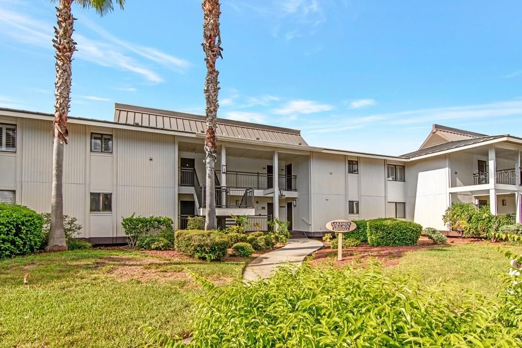 Recently Sold: $247,999 (3 beds, 3 baths, 1519 Square Feet)
