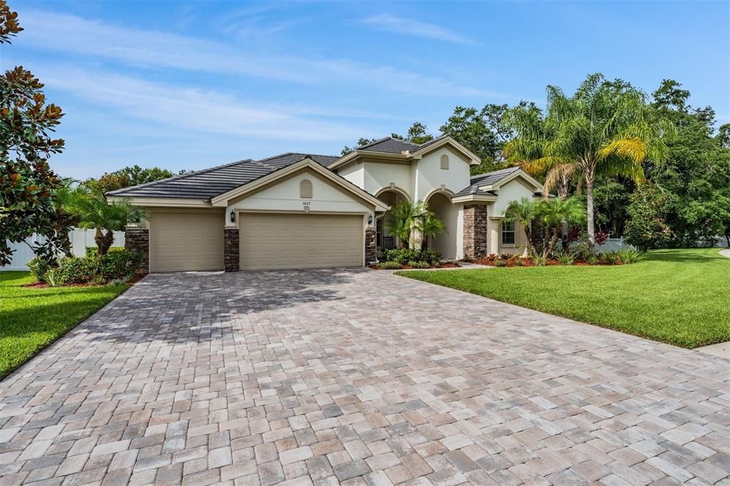 Recently Sold: $875,000 (4 beds, 3 baths, 2814 Square Feet)