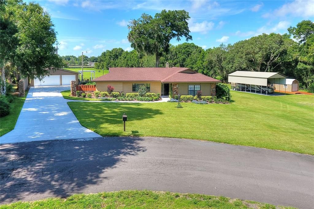 Recently Sold: $575,000 (4 beds, 3 baths, 2732 Square Feet)