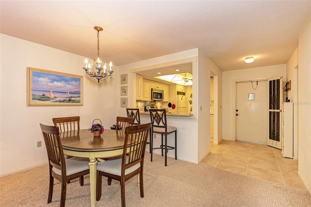 Recently Sold: $220,000 (2 beds, 2 baths, 1064 Square Feet)