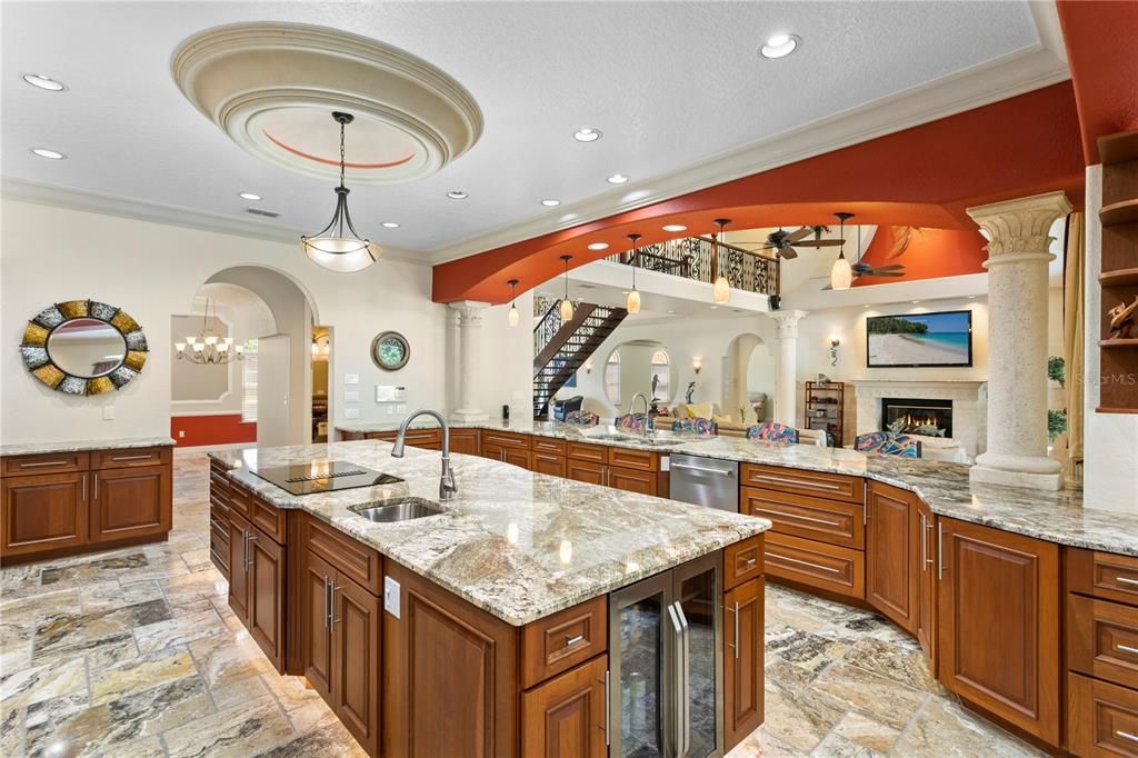 Recently Sold: $2,500,000 (6 beds, 5 baths, 9629 Square Feet)