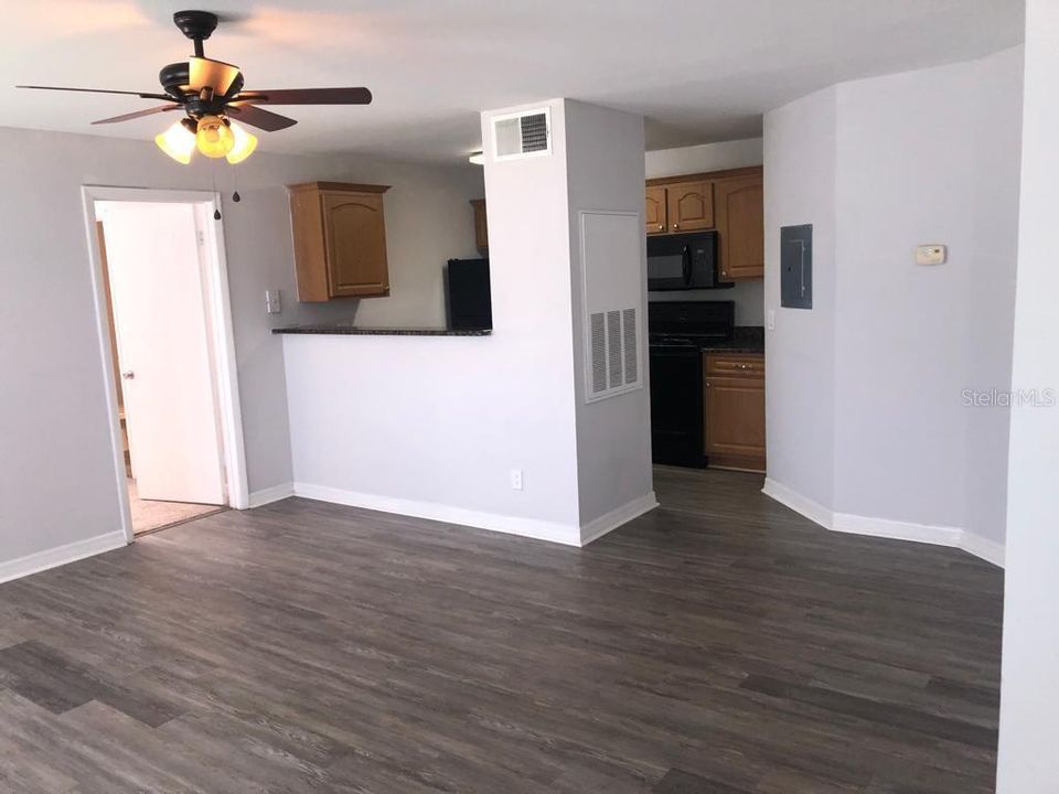 Recently Sold: $110,000 (2 beds, 2 baths, 1020 Square Feet)