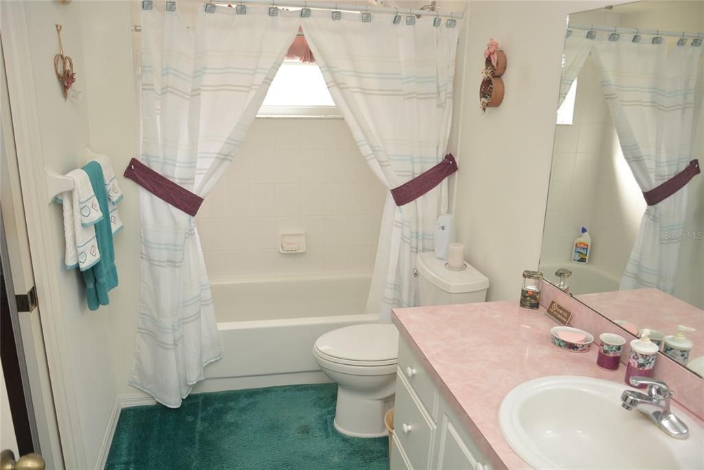 最近售出: $220,000 (2 贝兹, 2 浴室, 1452 平方英尺)