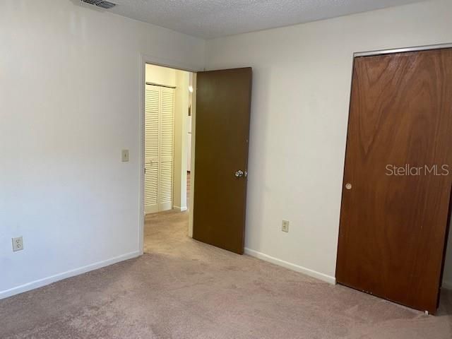 Recently Rented: $875 (2 beds, 1 baths, 800 Square Feet)