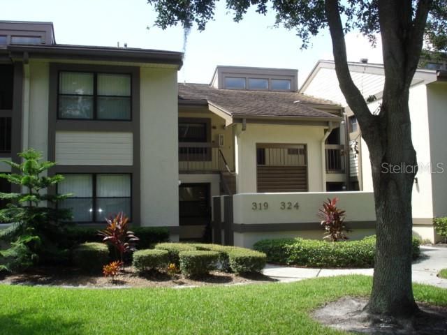Recently Sold: $168,000 (2 beds, 2 baths, 888 Square Feet)