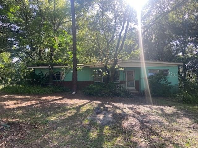 Recently Sold: $109,900 (2 beds, 1 baths, 836 Square Feet)