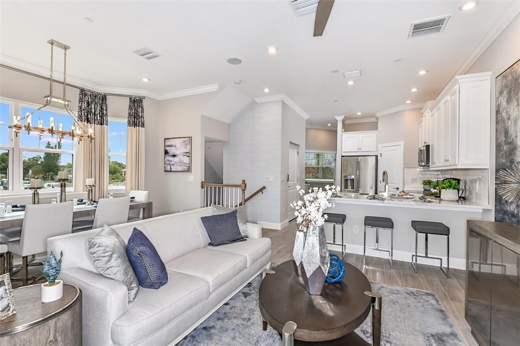 Recently Sold: $921,564 (3 beds, 3 baths, 1983 Square Feet)