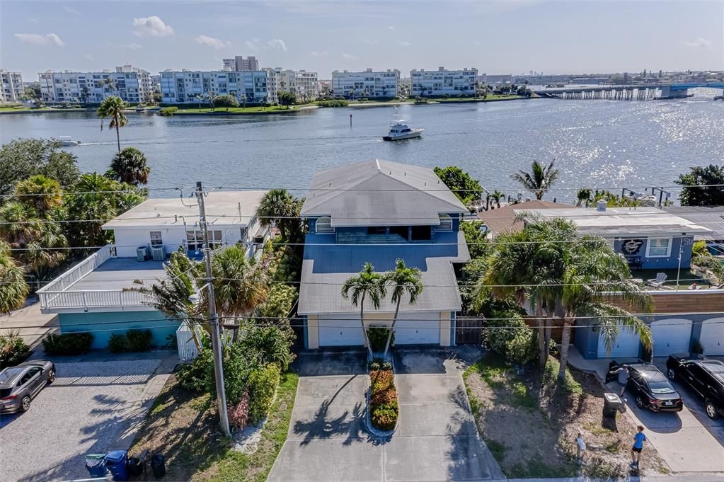 Recently Sold: $1,100,000 (5 beds, 4 baths, 3273 Square Feet)