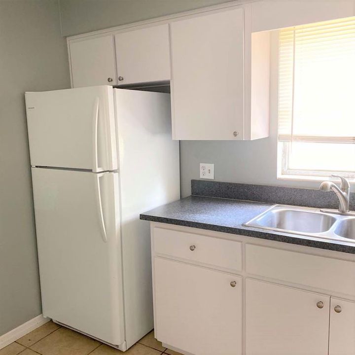 Recently Rented: $1,000 (2 beds, 1 baths, 1232 Square Feet)