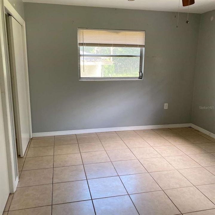 Recently Rented: $1,000 (2 beds, 1 baths, 1232 Square Feet)