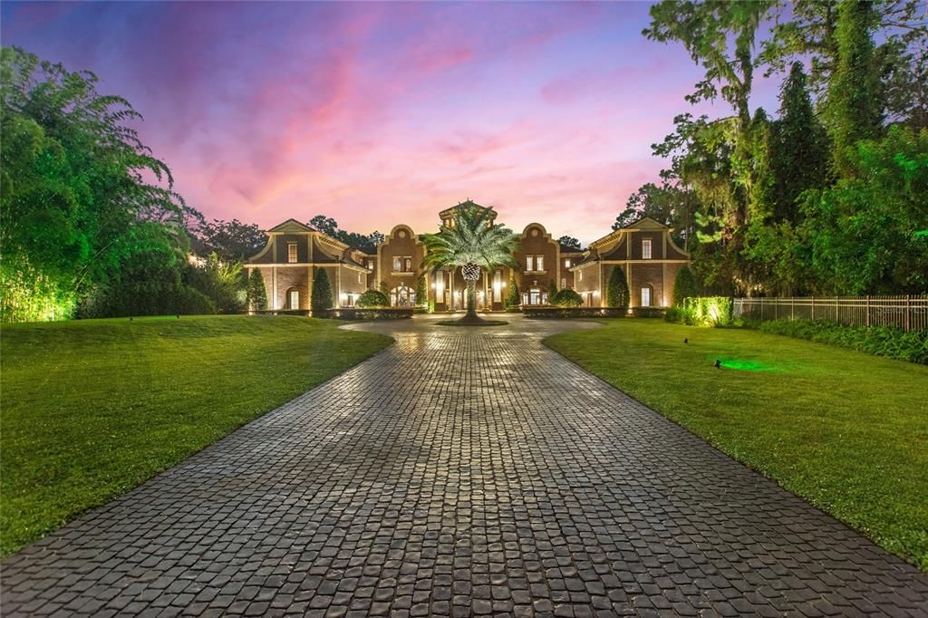 Recently Sold: $12,950,000 (9 beds, 10 baths, 11565 Square Feet)