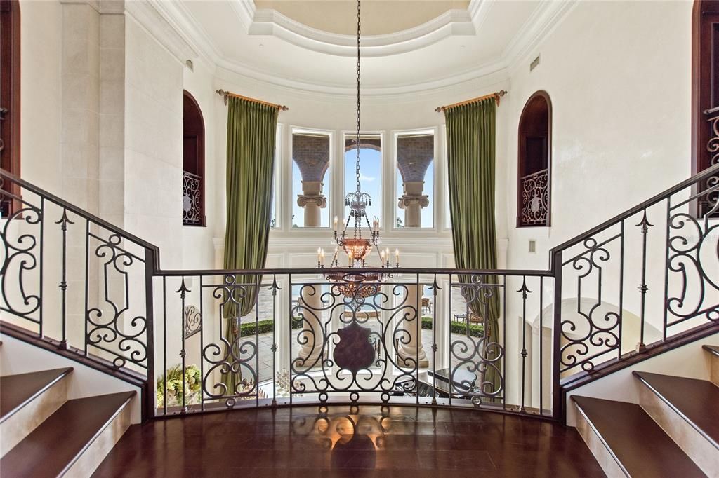 Recently Sold: $12,950,000 (9 beds, 10 baths, 11565 Square Feet)