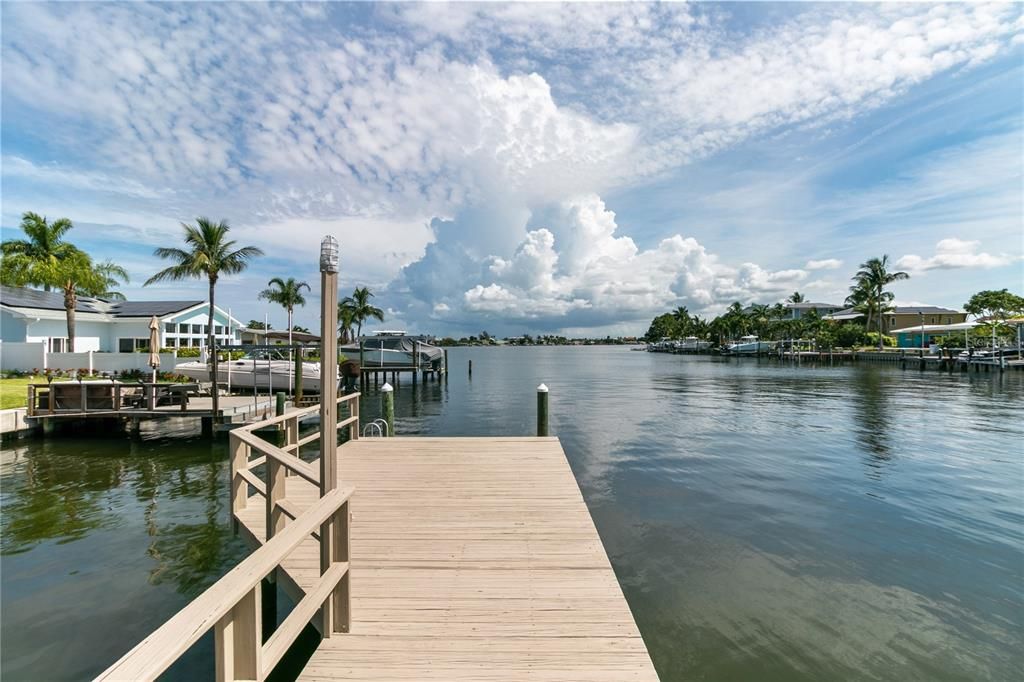 Recently Sold: $3,250,000 (4 beds, 4 baths, 4475 Square Feet)