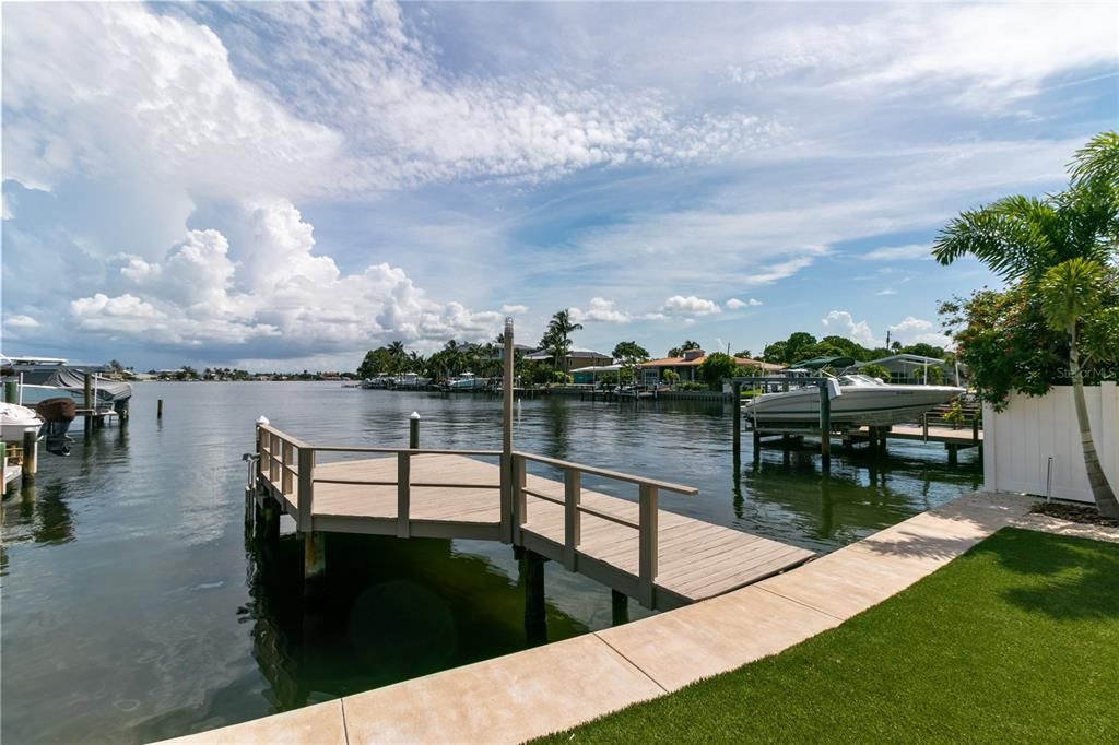 Recently Sold: $3,250,000 (4 beds, 4 baths, 4475 Square Feet)