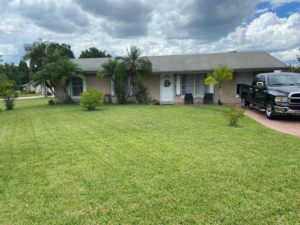 Recently Sold: $205,000 (3 beds, 1 baths, 1300 Square Feet)