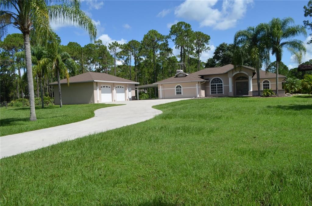 4 Bedroom, 3 Bath Ranch estate on 3+ gated acres