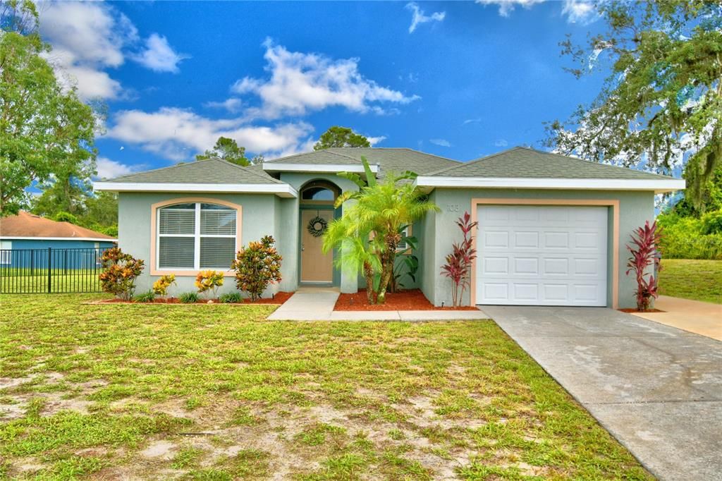 Recently Sold: $200,000 (3 beds, 2 baths, 1318 Square Feet)