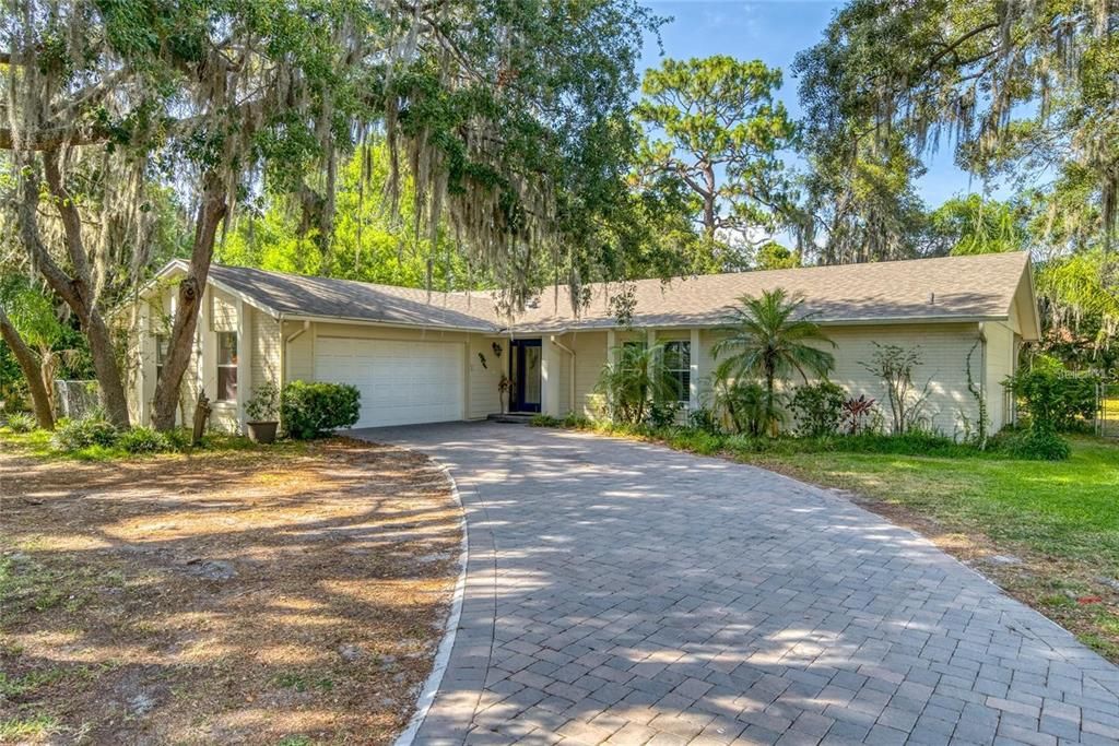 Recently Sold: $382,000 (4 beds, 2 baths, 2014 Square Feet)