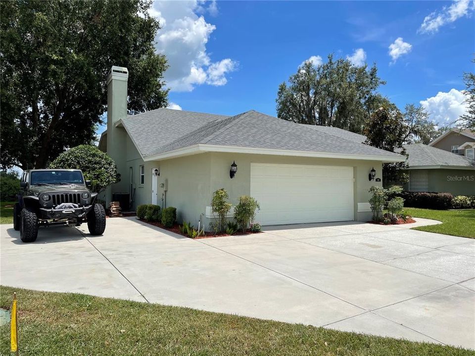 Recently Sold: $479,900 (4 beds, 2 baths, 3620 Square Feet)