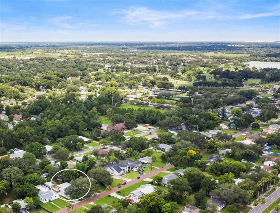 See how close Publix Common Ground Park and the Beerman Tennis Complex( Center of Photo), and Cleveland Heights Golf Course (Near the Top of Photo)