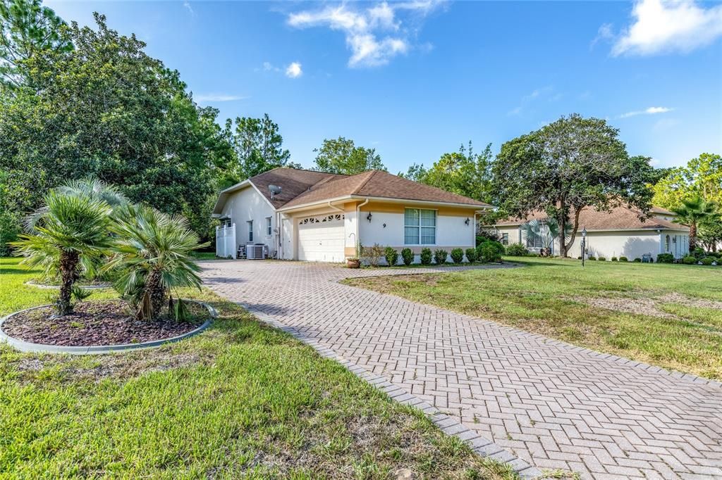 Recently Sold: $238,800 (3 beds, 2 baths, 1724 Square Feet)