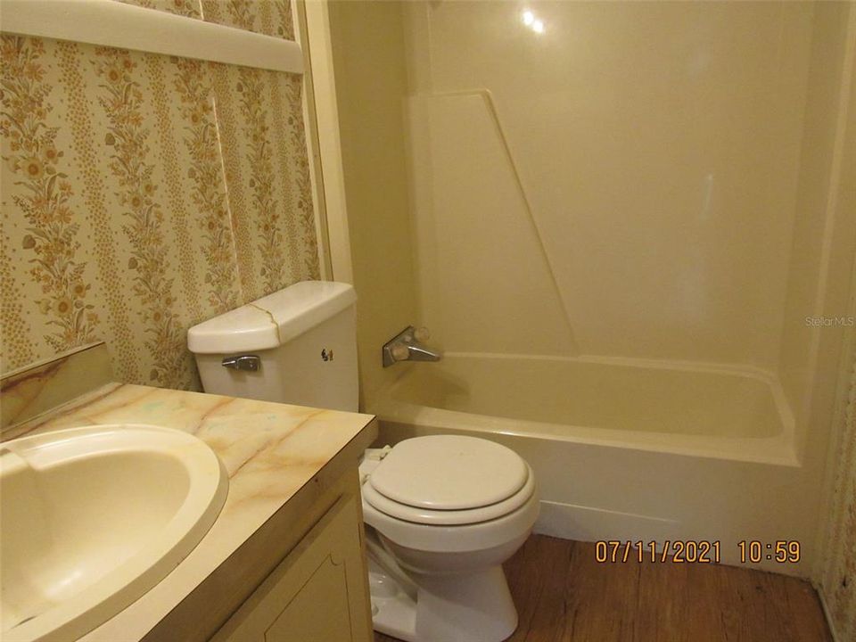 最近租的: $1,000 (2 贝兹, 2 浴室, 1152 平方英尺)