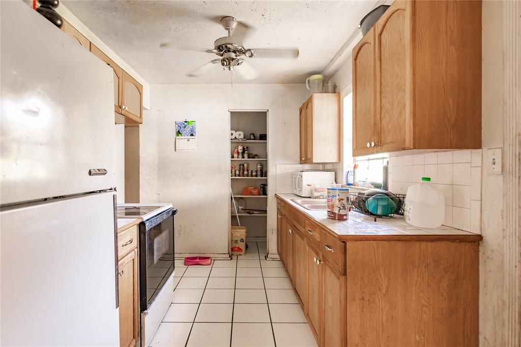 Recently Sold: $110,000 (2 beds, 1 baths, 1071 Square Feet)
