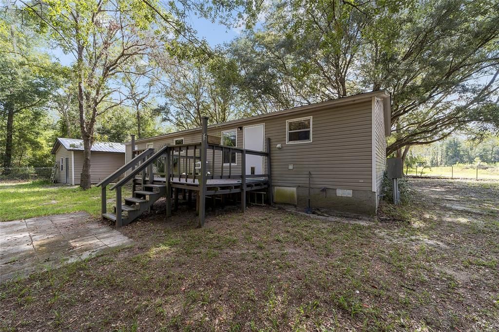 Recently Sold: $105,000 (4 beds, 2 baths, 1196 Square Feet)