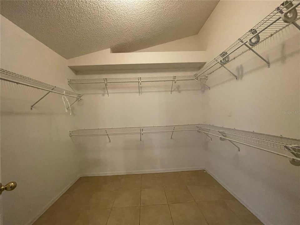 最近租的: $2,300 (3 贝兹, 2 浴室, 1628 平方英尺)