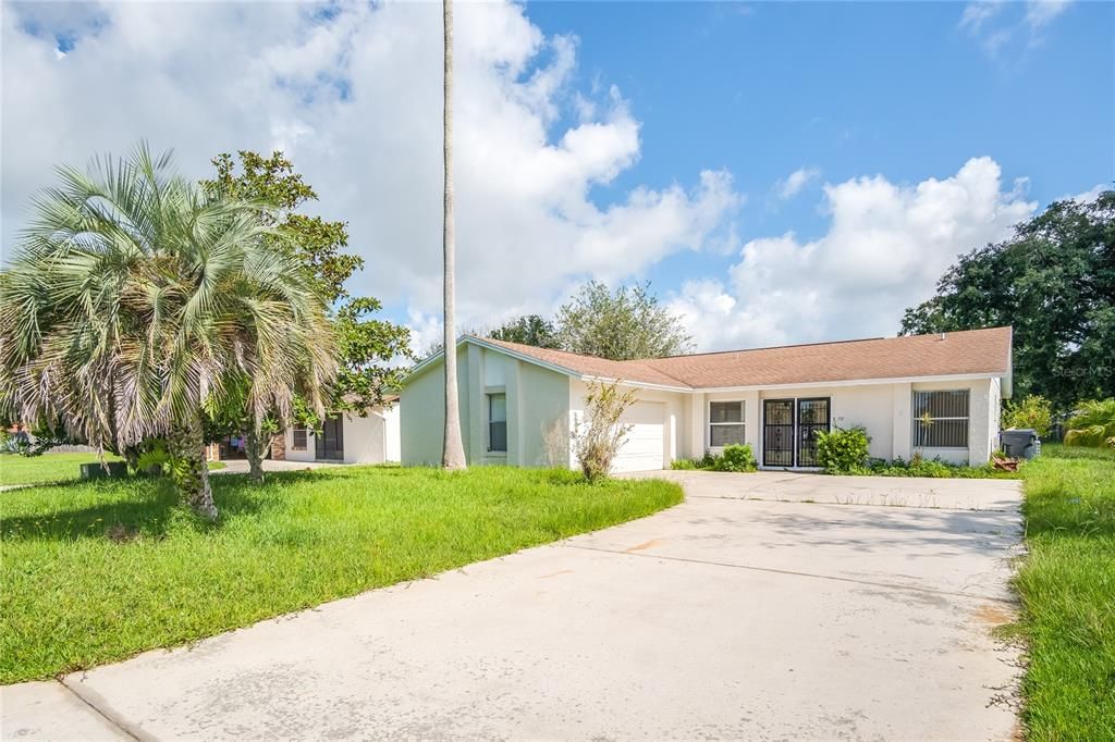 Recently Sold: $195,000 (3 beds, 2 baths, 1275 Square Feet)