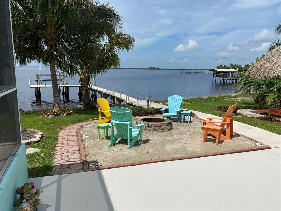 Recently Sold: $1,225,000 (3 beds, 2 baths, 2110 Square Feet)