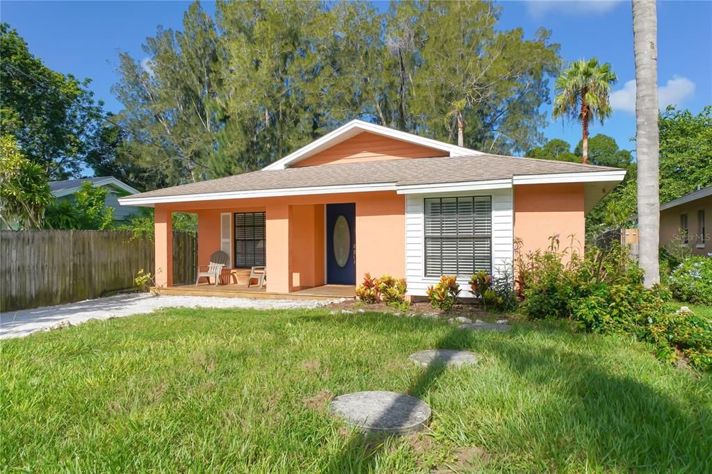 Recently Sold: $325,000 (3 beds, 2 baths, 1610 Square Feet)