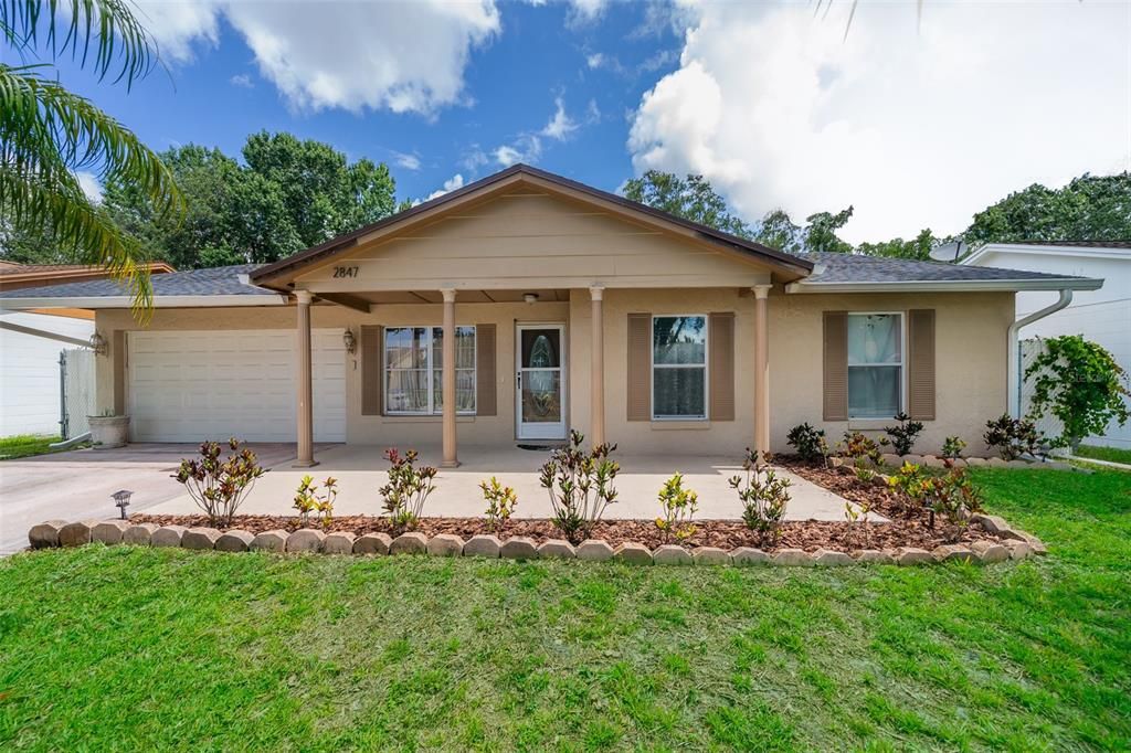 Recently Sold: $310,000 (3 beds, 3 baths, 1411 Square Feet)