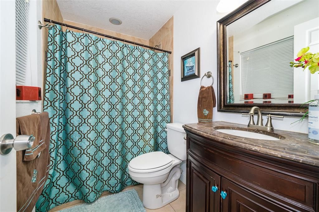 最近售出: $310,000 (3 贝兹, 3 浴室, 1411 平方英尺)