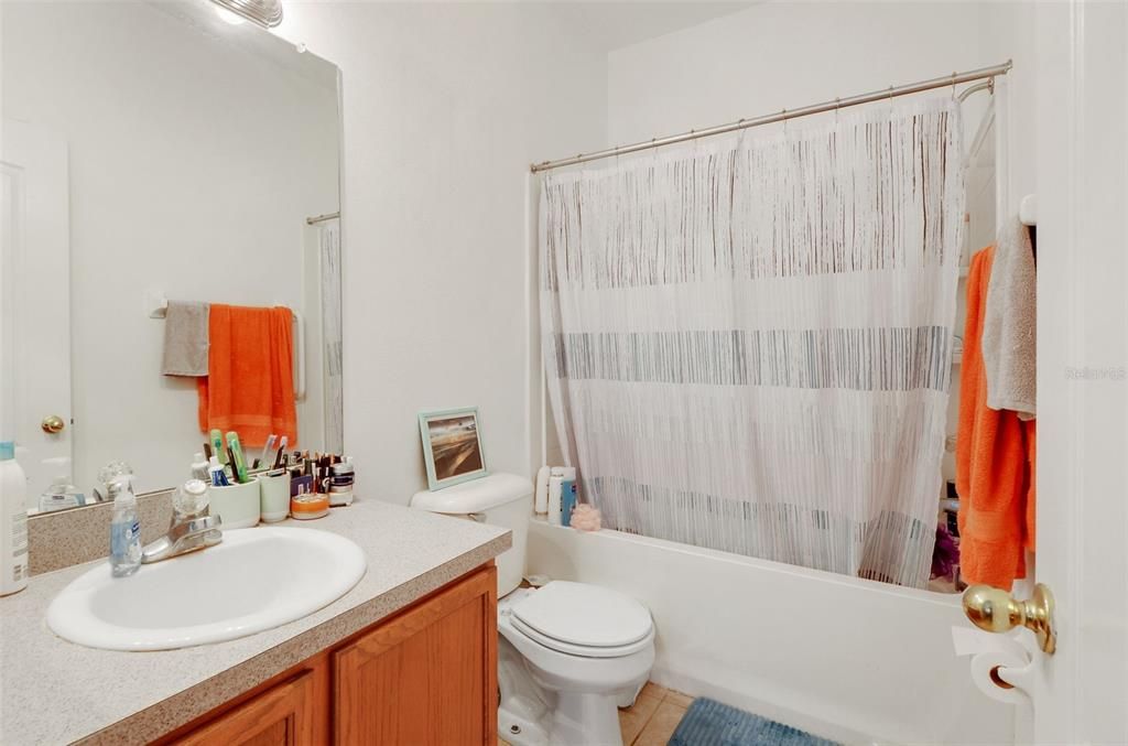 最近售出: $209,900 (2 贝兹, 2 浴室, 1248 平方英尺)