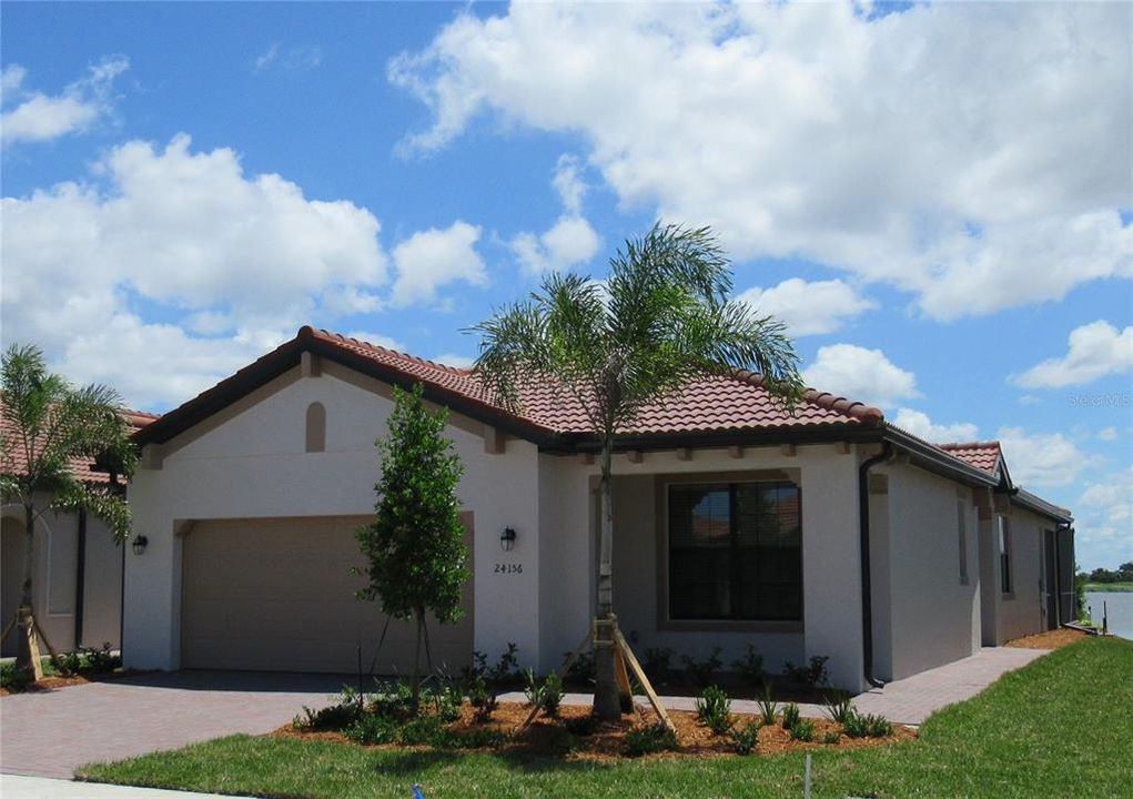 Recently Sold: $430,634 (2 beds, 2 baths, 1917 Square Feet)